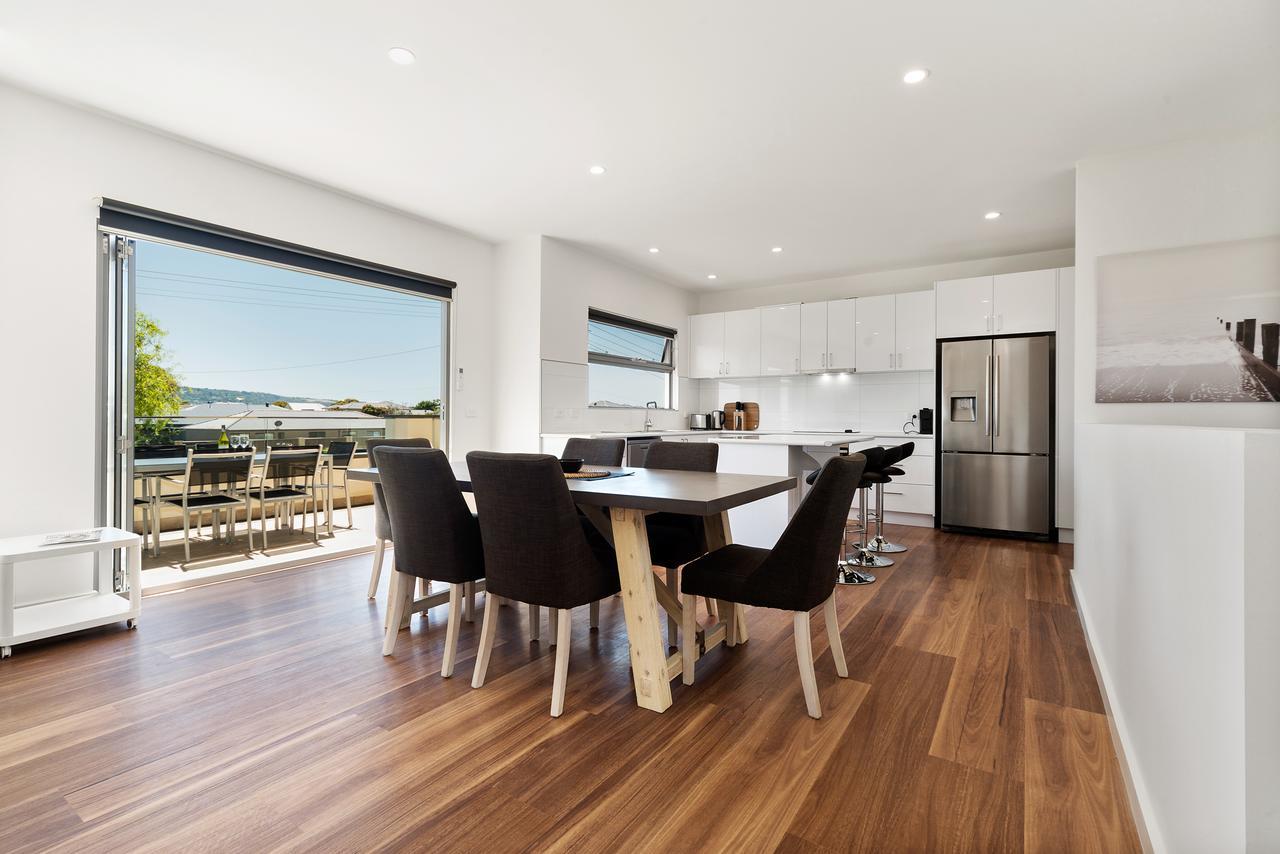 Rosewater Townhouses Dromana Bagian luar foto