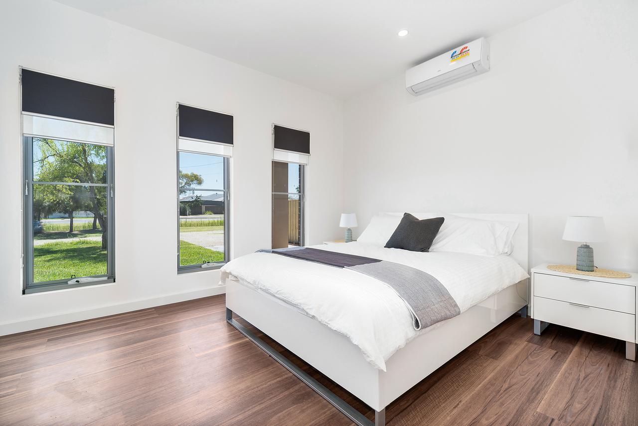 Rosewater Townhouses Dromana Bagian luar foto